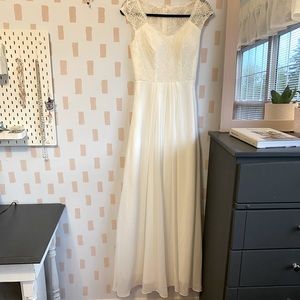 White Lace Detail Cap Sleeve Dress